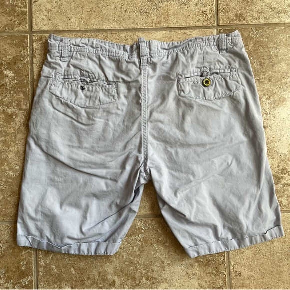 Lui Jo Tan Bermuda Shorts - Picture 4 of 4